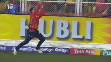 Run. Judge. Grab. Balance: Rossouw's excellent catch
