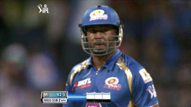 M37: MI vs RCB – Dwayne Smith Six