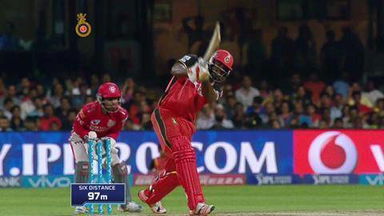 M50: RCB vs KXIP – Chris Gayle Six