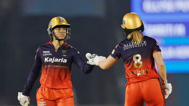 Welcoming Kerr in style: Smriti, Perry smash 4,6,4,6 in one over