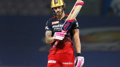 Captain's knock: Faf du Plessis' 96(64)