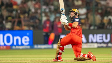 6,6,6: Livingstone takes down Rashid Khan