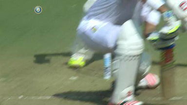 3rd Test : IND vs SA  –  JP Duminy Wicket