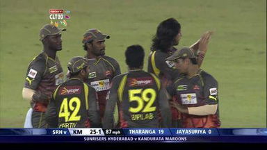 Q2: SRH vs KM – Upul Tharanga c Patel b I Sharma