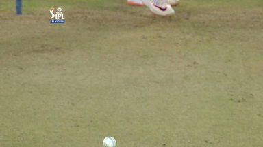 Q2: RR vs RCB – Yashasvi Jaiswal Six