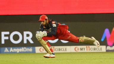 Excellent diving catch ft. Jitesh Sharma