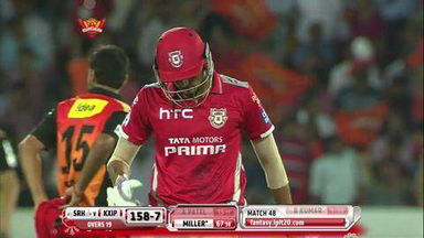 M48: SRH vs KXIP – Axar Patel Wicket