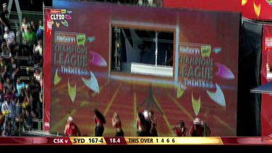M3: CSK vs SYD – Moises Henriques six