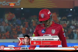 M48: SRH vs KXIP – Mujeeb Ur Rahman Wicket