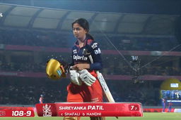 Wicket: Match 15, Royal Challengers Bengaluru vs Delhi Capitals, WPL 2026: Shreyanka Patil Wicket