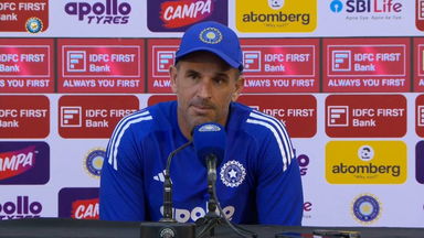Kuldeep's mystery element makes him more effective: Ryan ten Doeschate