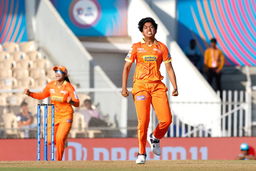 4 4 W: Monica Patel wins the battle against Alyssa Healy