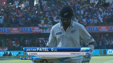 India VS NZ 2016, 3rd Test day 4 - Jeetan Patel Wicket