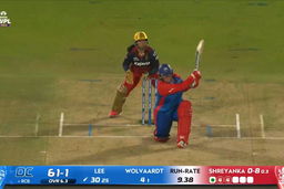 Six: Final, Royal Challengers Bengaluru vs Delhi Capitals, WPL 2026: Lizelle Lee Six