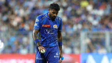 11-ball over!!! Hardik Pandya's extras' spree