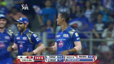 M39: MI vs DD – Yuvraj Singh Wicket