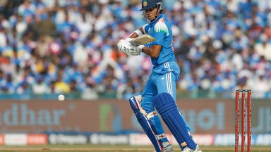 4,WD,4WD,4: India up and running early in first over