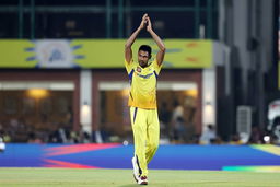 W, W: Mustafizur provides fantastic finish
