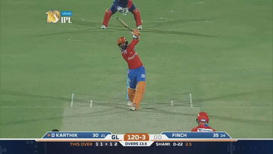 M50: GL vs DD – Dinesh Karthik Six