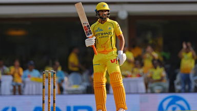 FIRST FIFTY OF THE SEASON! Ruturaj Gaikwad's rescue act of 74*(60)