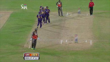 M72: SRH vs KKR  – Thisara Perera Wicket