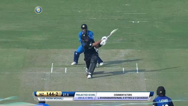 IND vs NZ 2016, 3rd ODI: Ross Taylor Six
