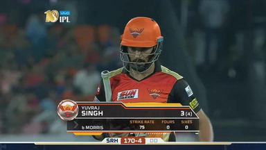 M21: SRH vs DD – Yuvraj Singh Wicket