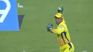 Bullseye Dhoni affects 2 run-outs