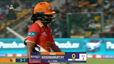 M03 - GG vs MI: Veda Krishnamurthy Wicket