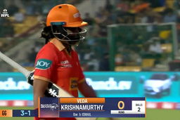 M03 - GG vs MI: Veda Krishnamurthy Wicket