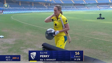 IND-W vs AUS-W 2023-24, 3rd ODI: Ellyse Perry Wicket