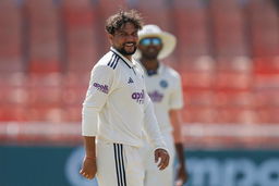 Kuldeep Yadav spins his web in 2nd innings with 3/30