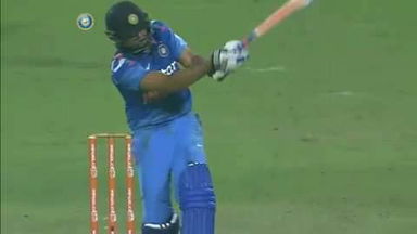 4TH ODI: IND vs SL – Rohit Sharma Six