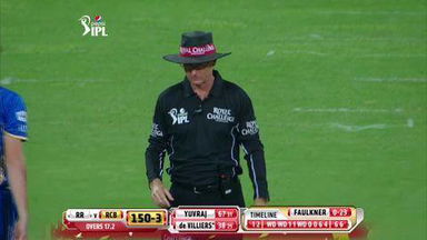 M35: RCB vs RR –  AB de Villiers Six