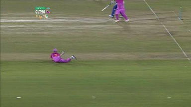 Q6: MI vs NK –  Jalaj Saxena Wicket