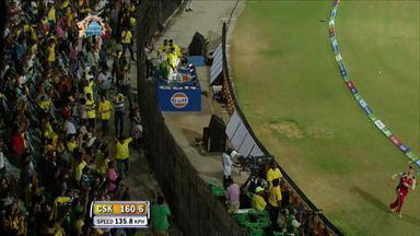M16: CSK vs RCB – Ravindra Jadeja Six