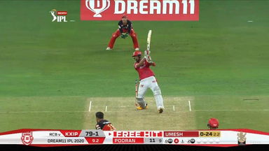 M06: KXIP vs RCB – KL Rahul Six