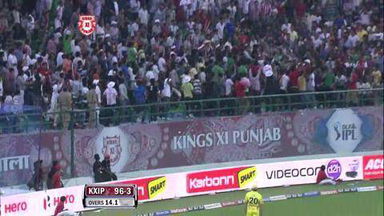 IPL 2012 Match 66 – KXIP vs CSK: Adam Gilchrist