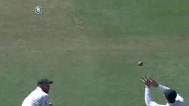 Flying saucer? A soda? - Dropped catch descriptions