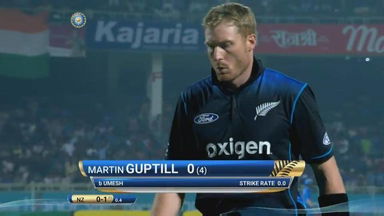 IND vs NZ 2016, 5th ODI: Martin Guptill  Wicket