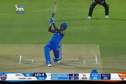 Eliminator: DC vs SRH – Sherfane Rutherford Six