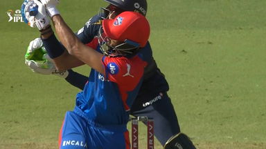 IPL 2025 M35: GT vs DC - Axar Patel Six