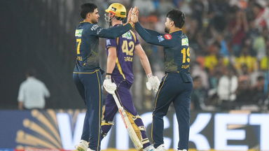 Missed chance & Out: Rashid finally gets rid of Cameron Green