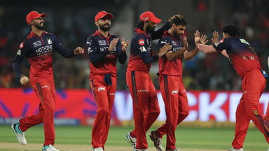 200 Up! Bhuvneshwar becomes 2nd bowler to 200 TATA IPL wickets