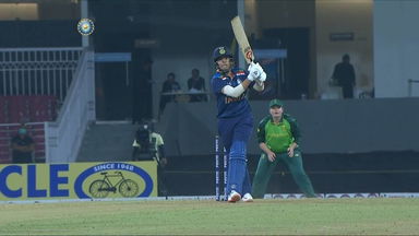 4, 6, 4, 4: Shafali Verma go after Shabnim Ismail