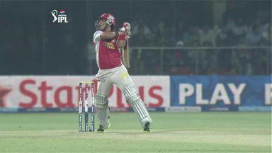 M32: DD vs KXIP – Amazing  Moments