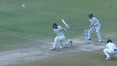 India vs NZ, 2016 - 3rd Test: NZ 1st Innings Super sixes