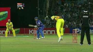 M21: RR vs CSK –  Brad Hodge b Holder