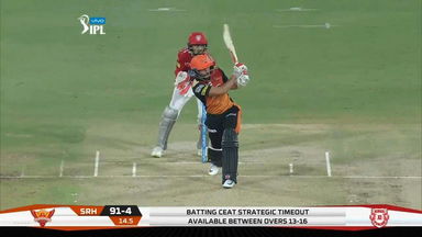 M25: SRH vs KXIP – Manish Pandey Six