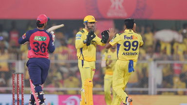 Ashwin-Dhoni combo magic: Smart bowling, safe hands, top work